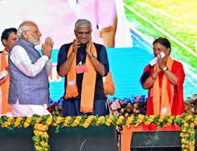 PM ने राजस्थान में किया चुनावी शंखनाद, भाषण में राजनीति से ज्यादा विकास पर फोकस